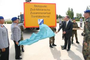 Indienststellung des ZMZ-Stützpunktes durch den Bundesminister der Verteidigung